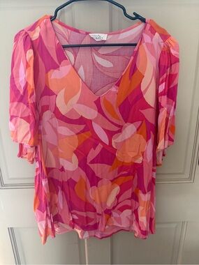 Emily Wonder Pink & Coral Floral V-Neck Blouse